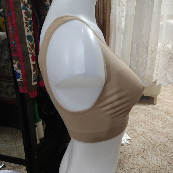 Size XL Shear shape wear nude sports bra - Picture 2 of 10